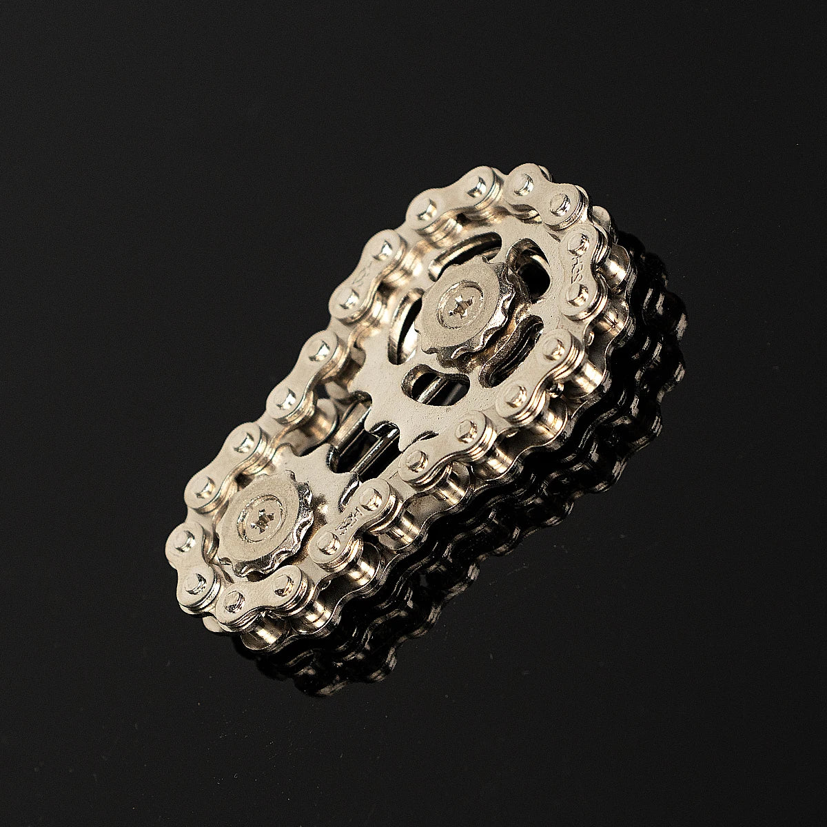 The Kinetic Gear-Link | Industrial Metal Fidget & Focus Anchor